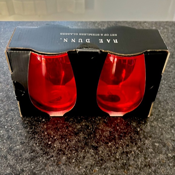 Rae Dunn “Mr. Claus & Mrs. Claus” Stemless Glasses - Picture 3 of 3